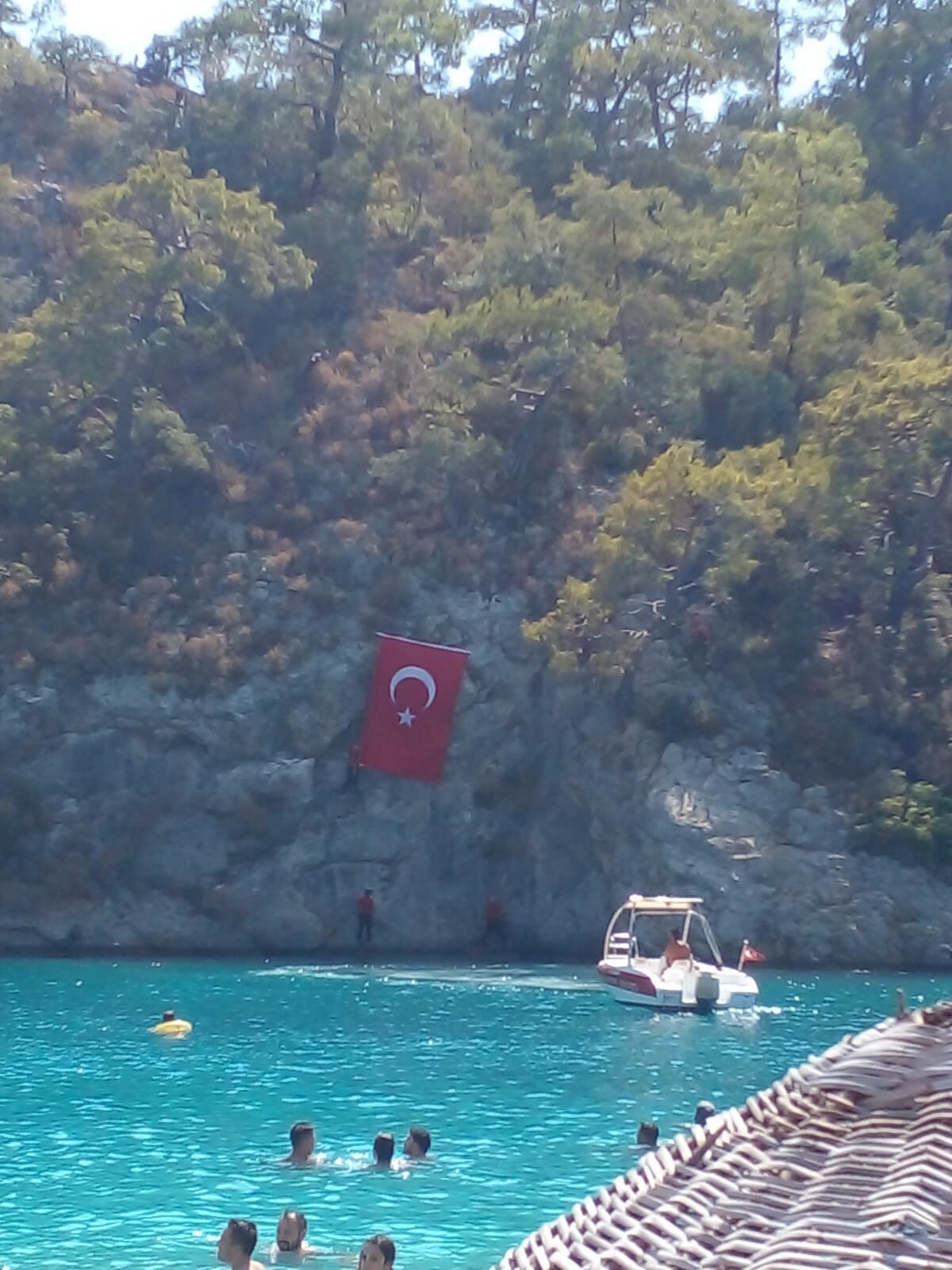 Beach Of Lagoon’da Coşkulu Zafer Bayramı Kutlaması