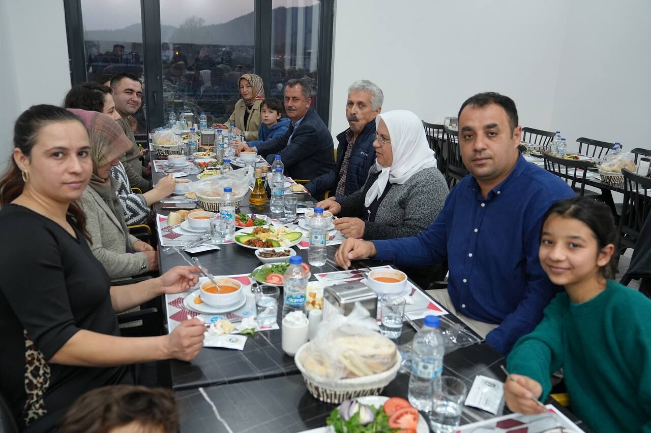 Seydikemer Belediye Meclisinden Birlik Beraberlik İftarı