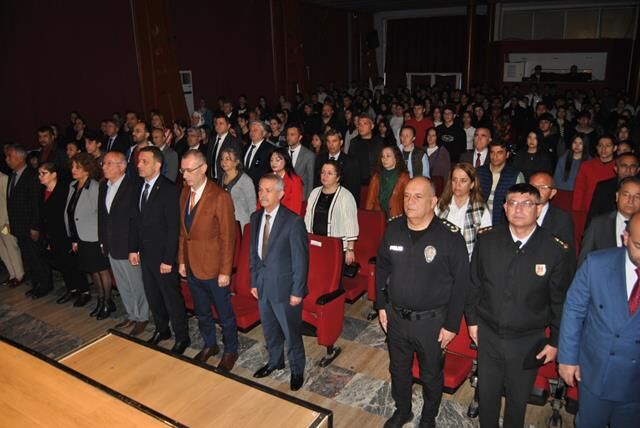 “Bir Yıldız, Bir Hilal, İlelebet İstiklal” Temalı Oratoryo Yoğun İlgi Gördü