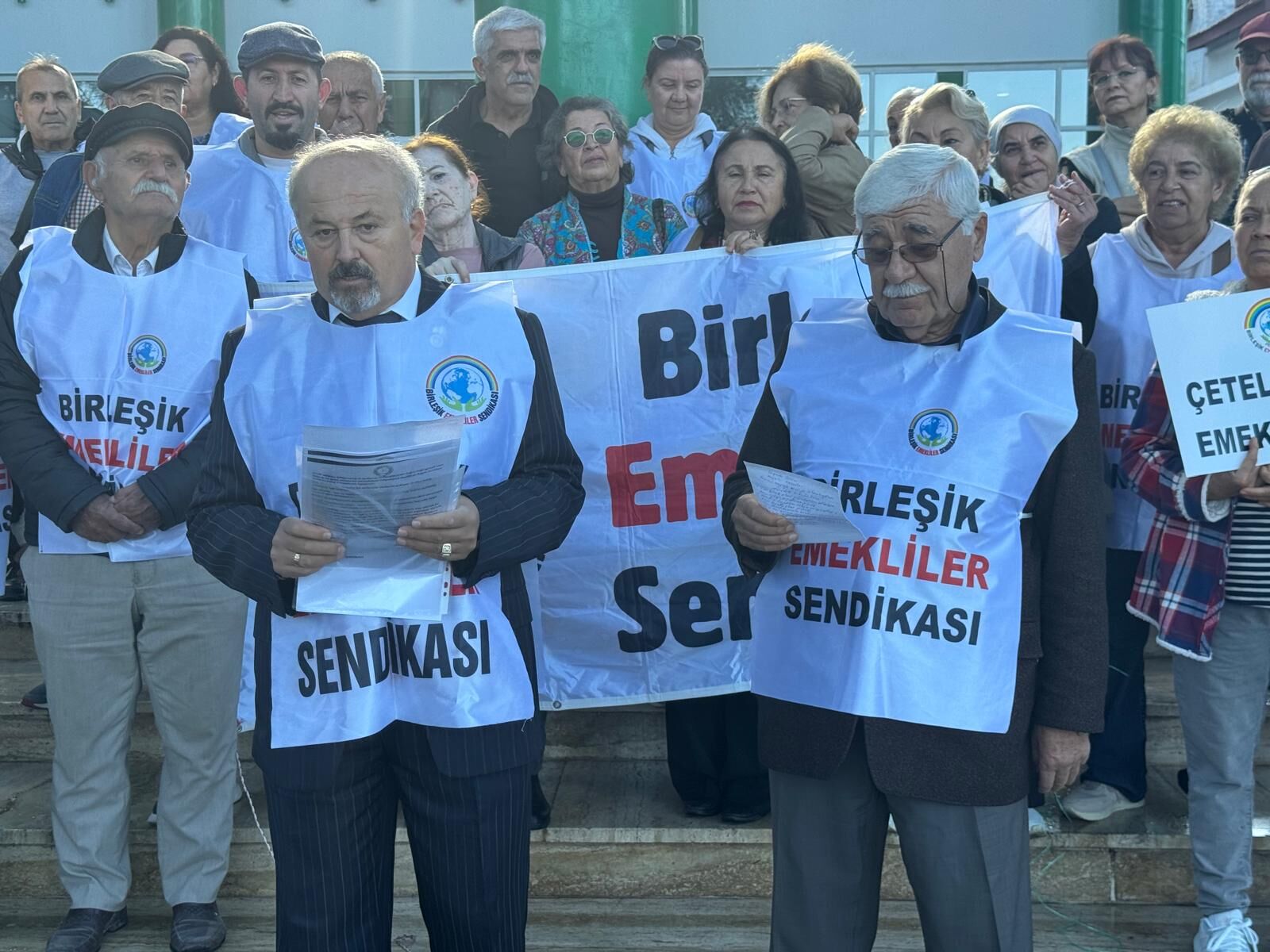 Birleşik Emekliler Sendikası Fethiye Şubesi’nden TÜİK Ve SGK’ya Sert Tepki
