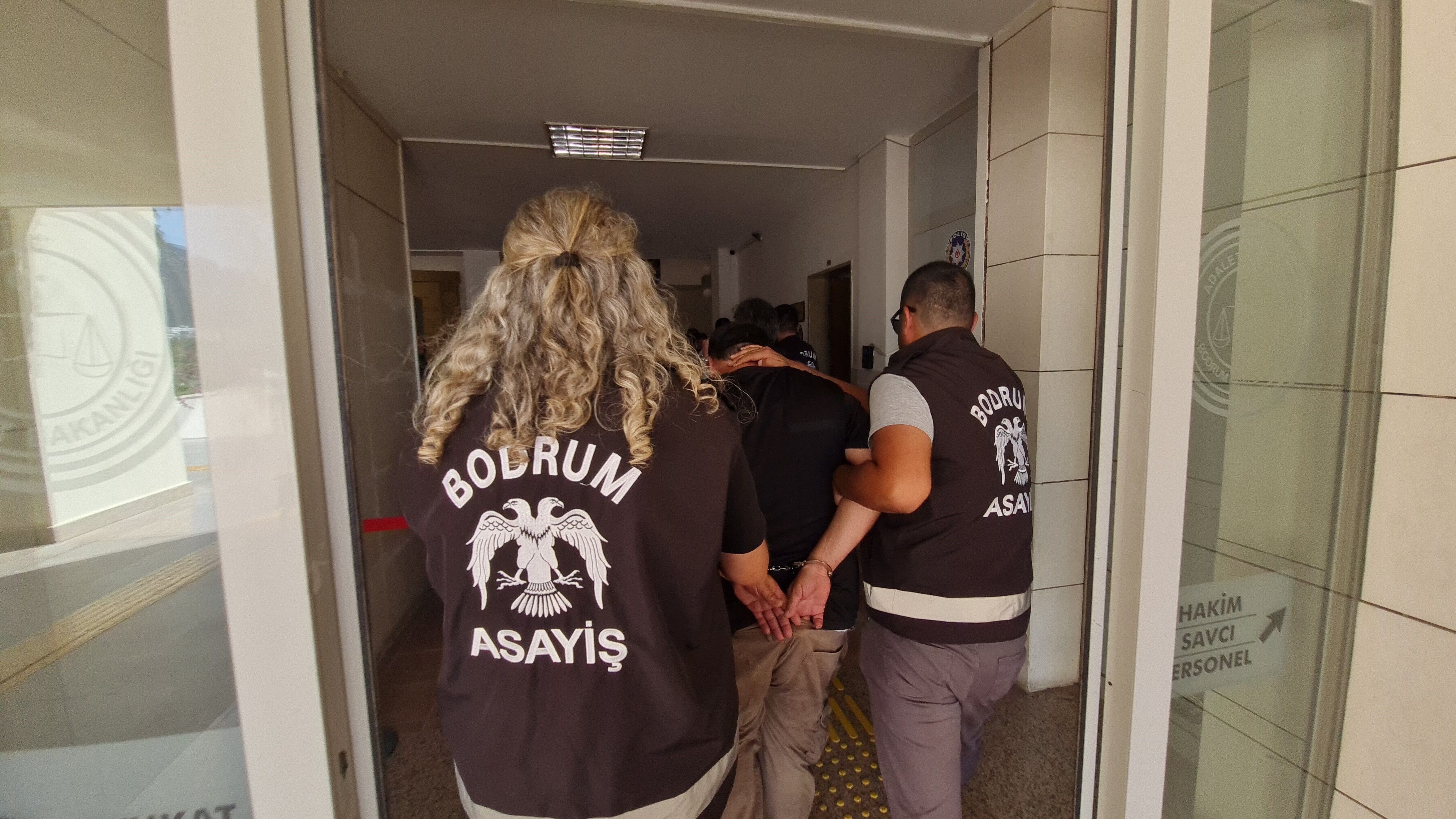 Bodrum'daki Kanlı Geceyle İlgili 4 Kişi Tutuklandı
