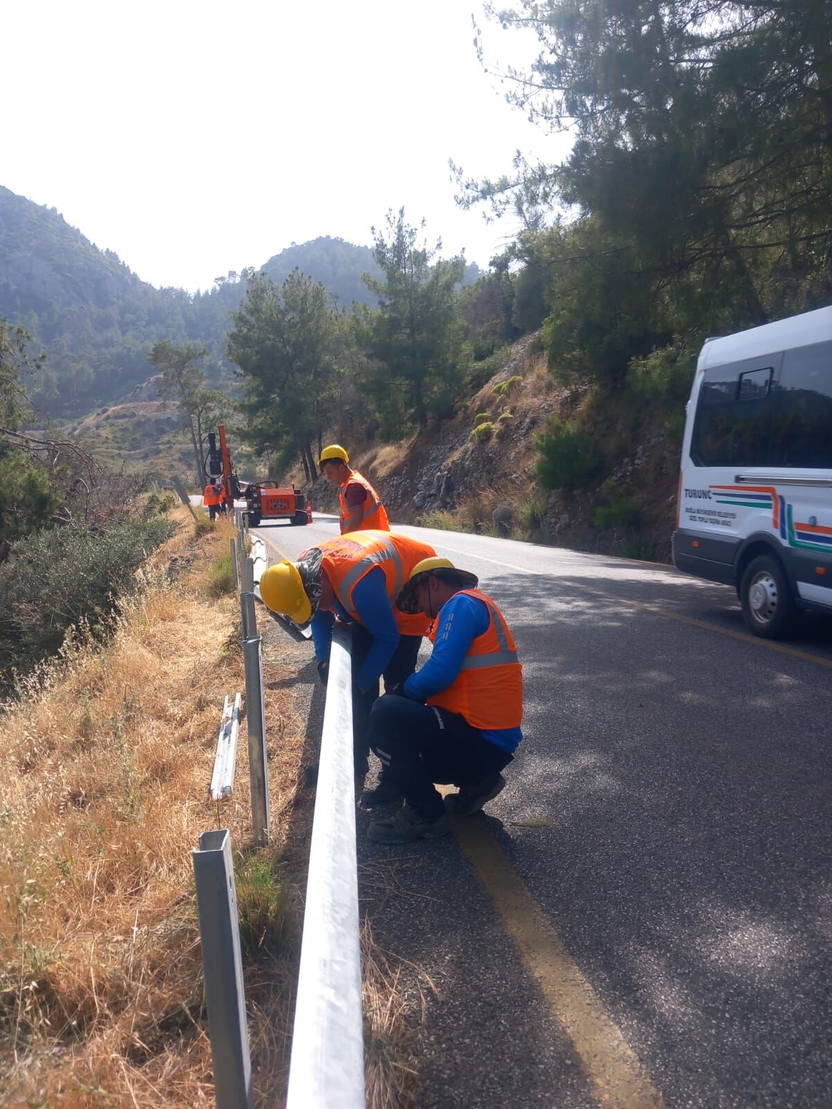 Büyükşehir ‘Güvenli Yollar’ İle Ulaşımı Kolaylaştırıyor