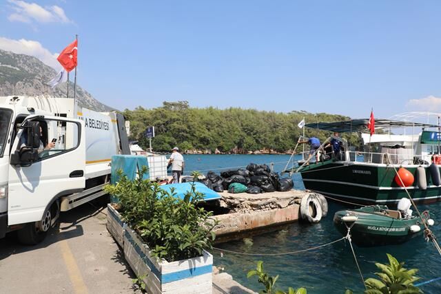 Büyükşehir Tekneleri Sezona Hazırlanıyor