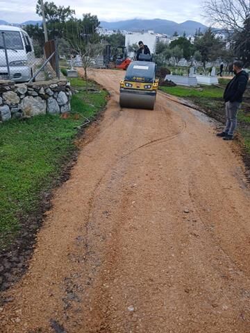 Büyükşehir’den 12 İlçede Mezarlıklarda 51 Milyon TL’lik Çalışma