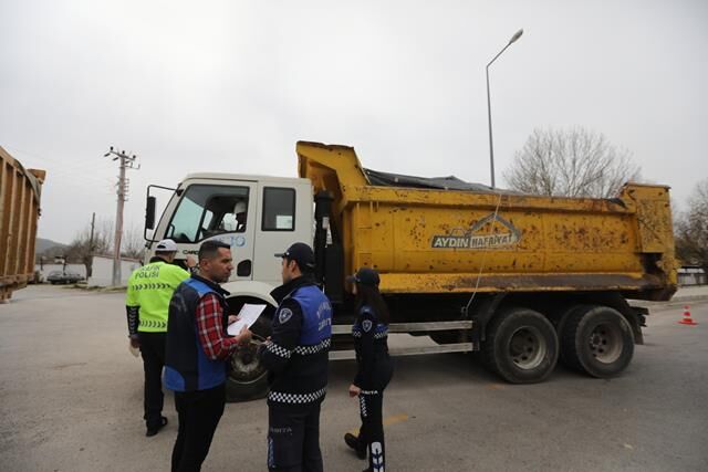 Büyükşehir’den 13 İlçede Kaçak Hafriyat Denetimi
