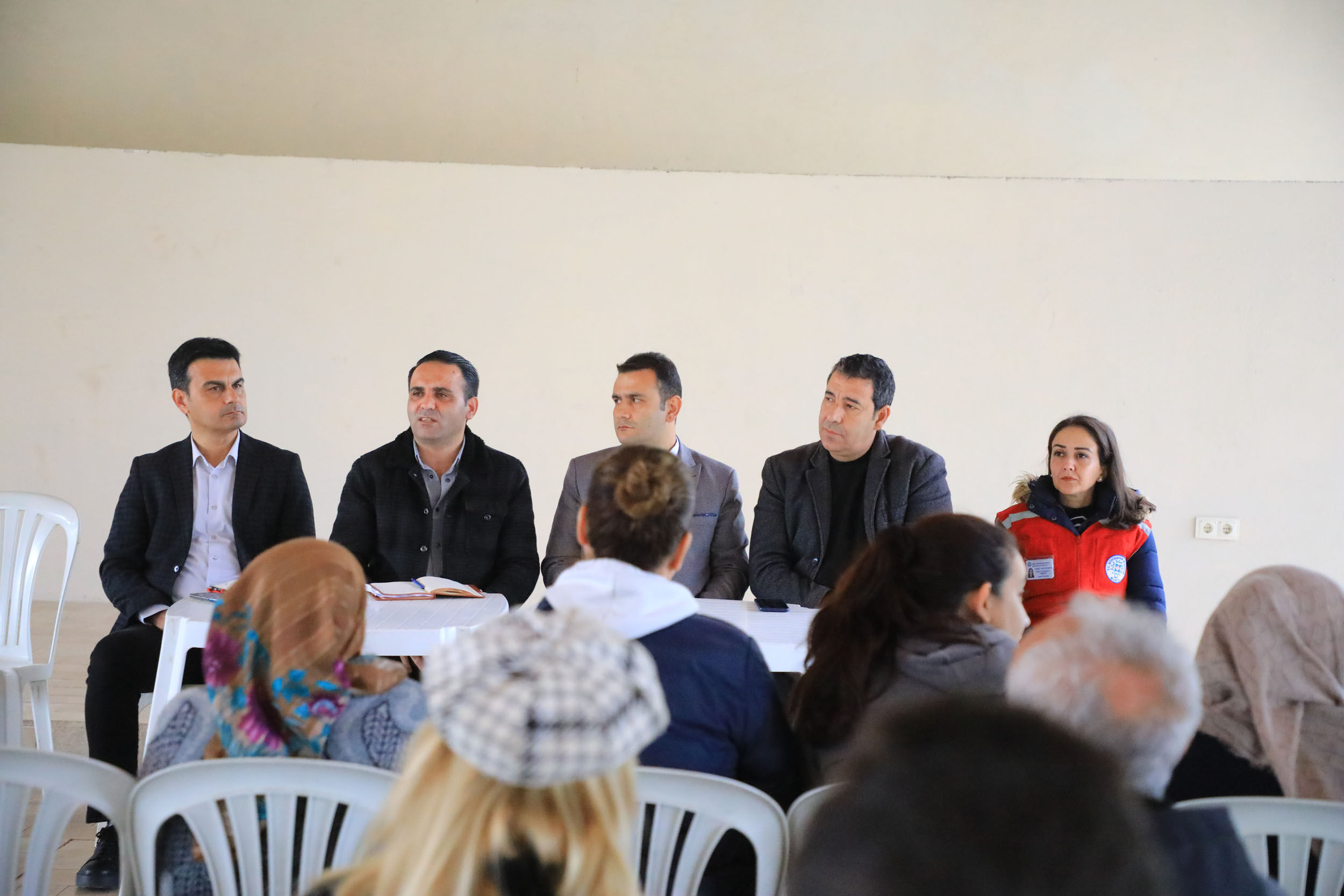 Seydikemer’de 3 Bin 300 Dut Fidanı Dikildi
