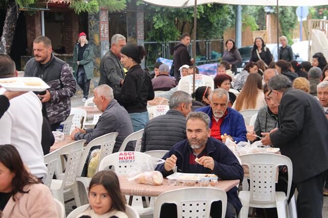 Çalış Boat Kooperatifi'nden 35. Yılı Sezon Açılış Yemeği