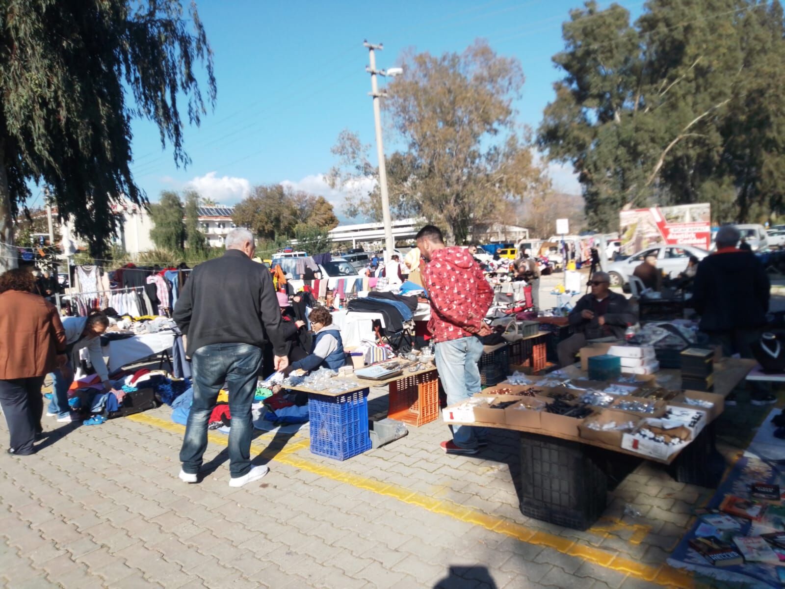 Çalış Plajı İkinci El Pazarına Yoğun İlgi Oldu
