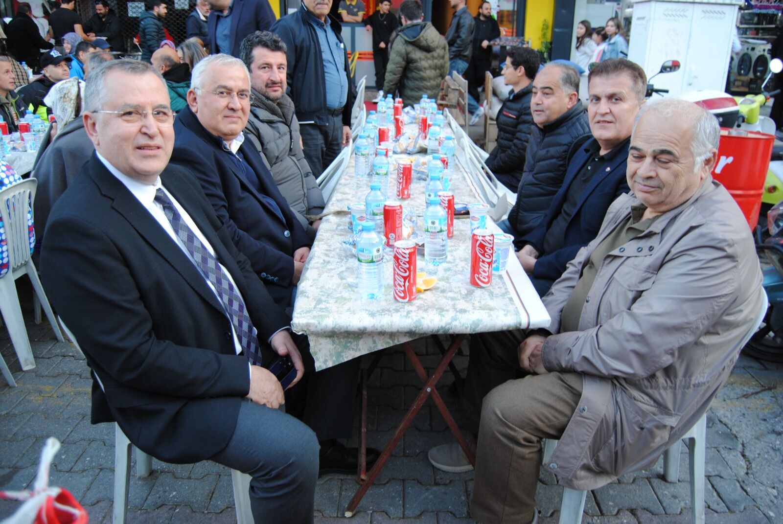 Çarşı’daki Gönül Sofrasına Büyük İlgi Oldu
