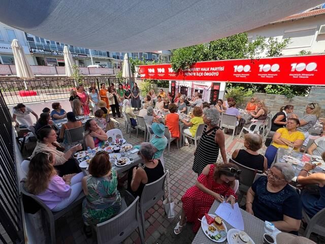 CHP Fethiye Kadın Kolları Başkanından Tanışma Etkinliği