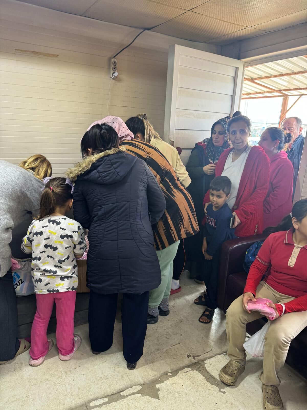 Chp Fethiye Kadın Kolları’ndan Deprem Bölgesindeki Çocuklara Destek
