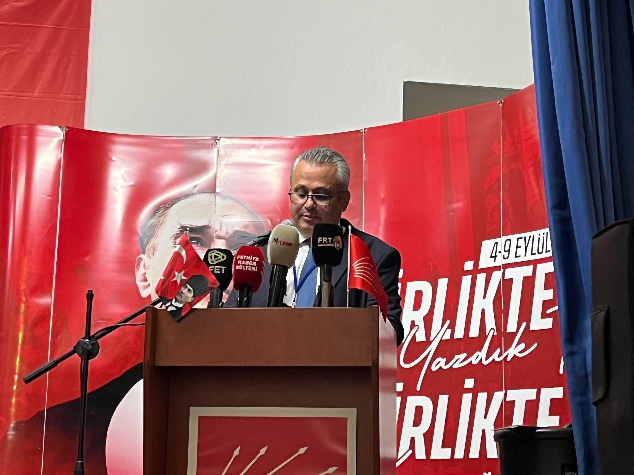 CHP Fethiye’de Başkan Koyuncu Güven Tazeledi