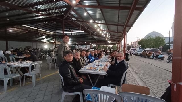 Çiftlik Mahallesi’nde İmece Usulü İftar Buluşması