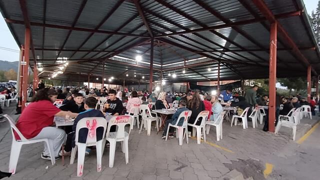 Çiftlik Mahallesi’nde İmece Usulü İftar Buluşması