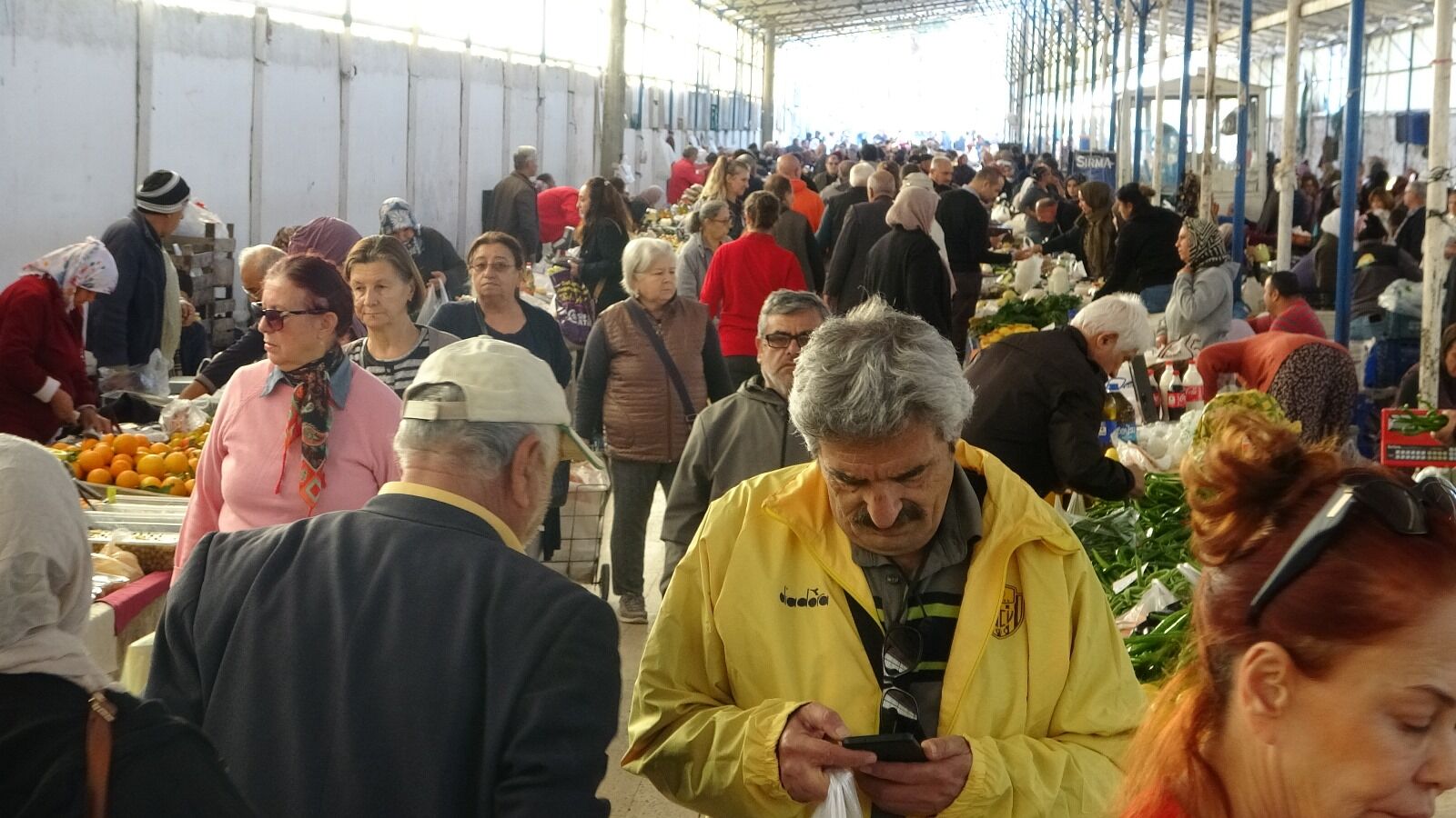 Cuma Pazarı’nda Bağışıklığı Güçlendiren Ürünlere Yoğun İlgi