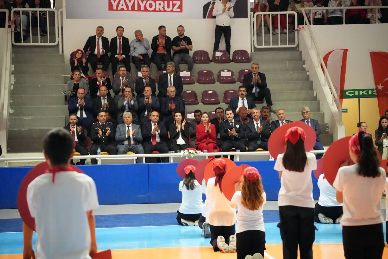 Cumhuriyet Bayramı Seydikemer’de De Coşkuyla Kutlandı