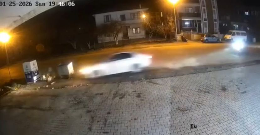 Dalaman'da Feci Kaza Kamerada: 9 Yaşındaki Çocuk, Yaşam Mücadelesi Veriyor