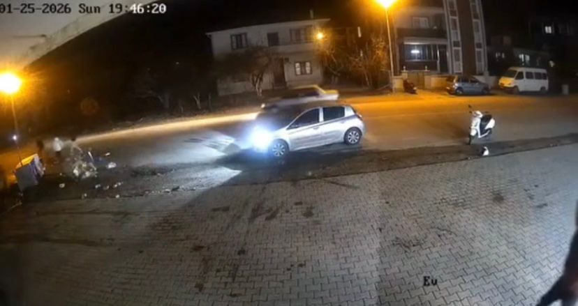 Dalaman'da Feci Kaza Kamerada: 9 Yaşındaki Çocuk, Yaşam Mücadelesi Veriyor