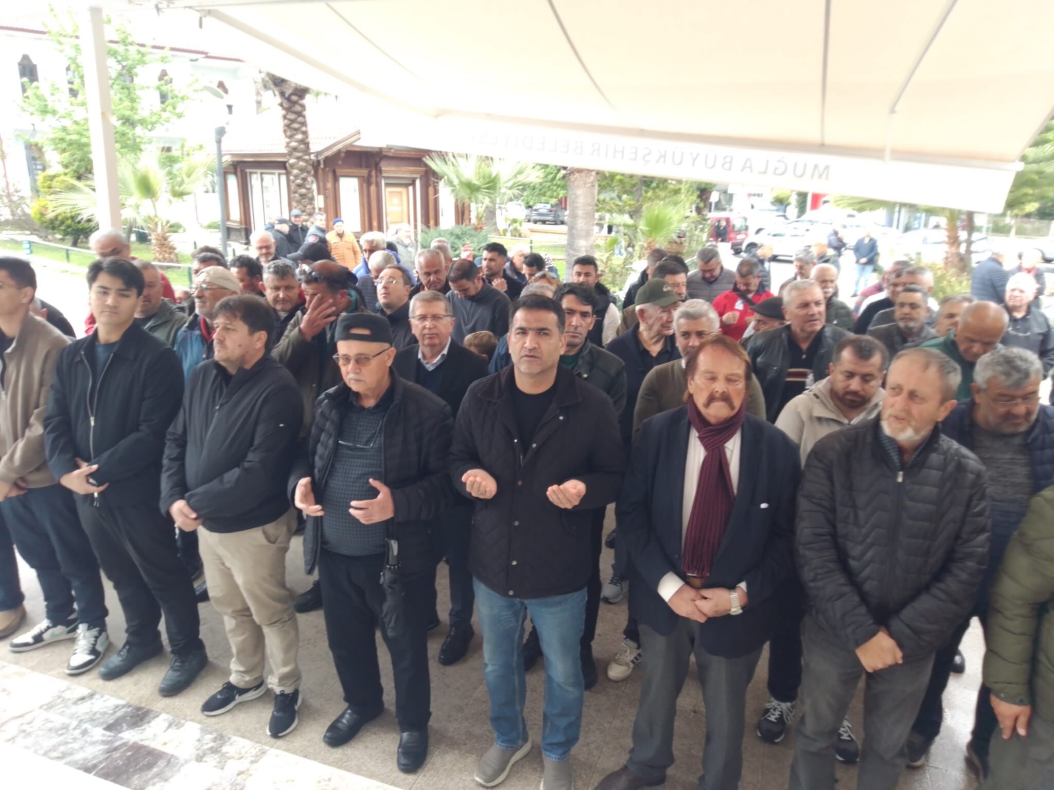 Denizcilerin Dedesi, Son Yolculuğuna Dualarla Uğurlandı