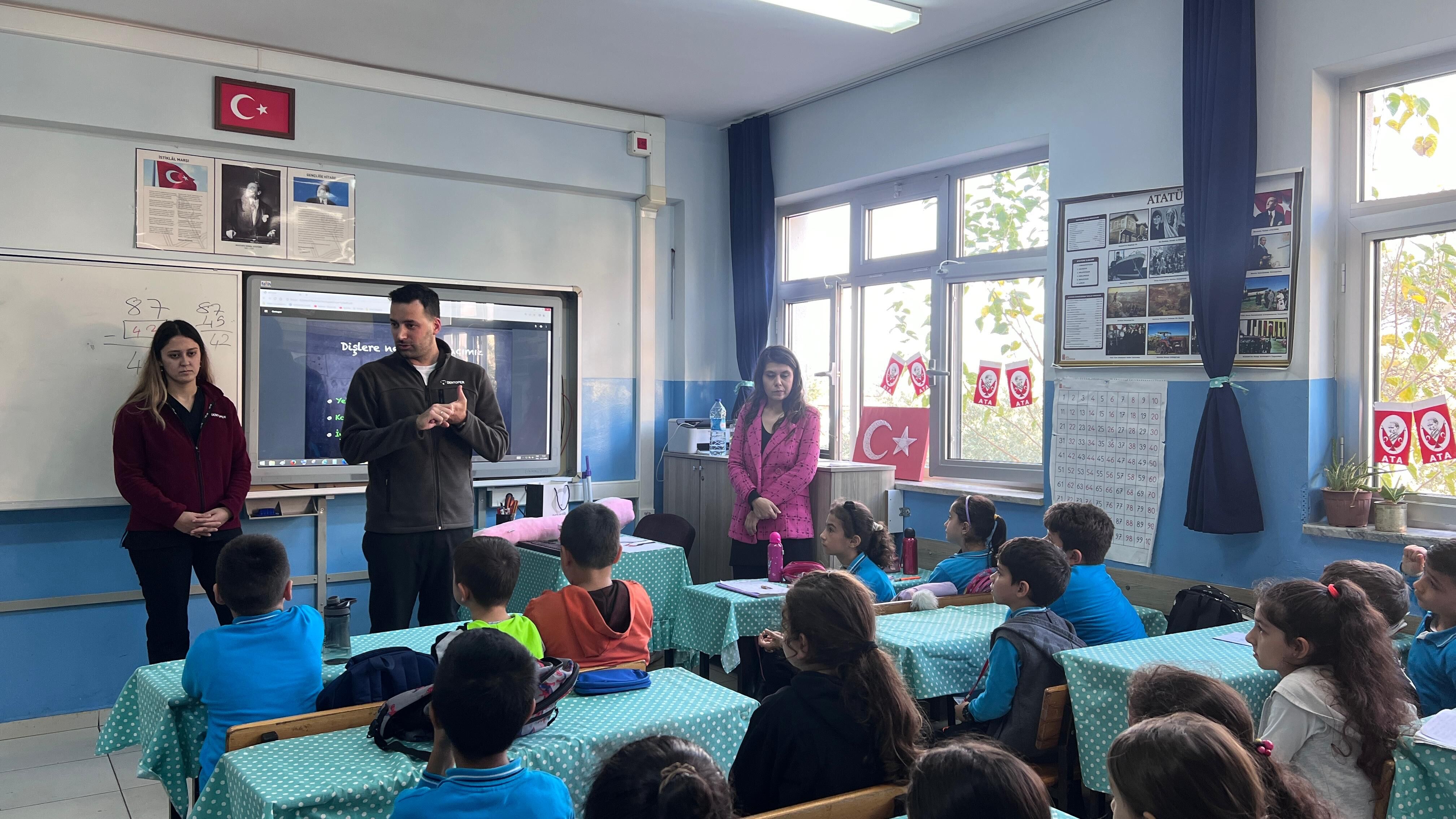 Fethiye’de Öğrencilere Diş Bakımının Önemini Anlattılar