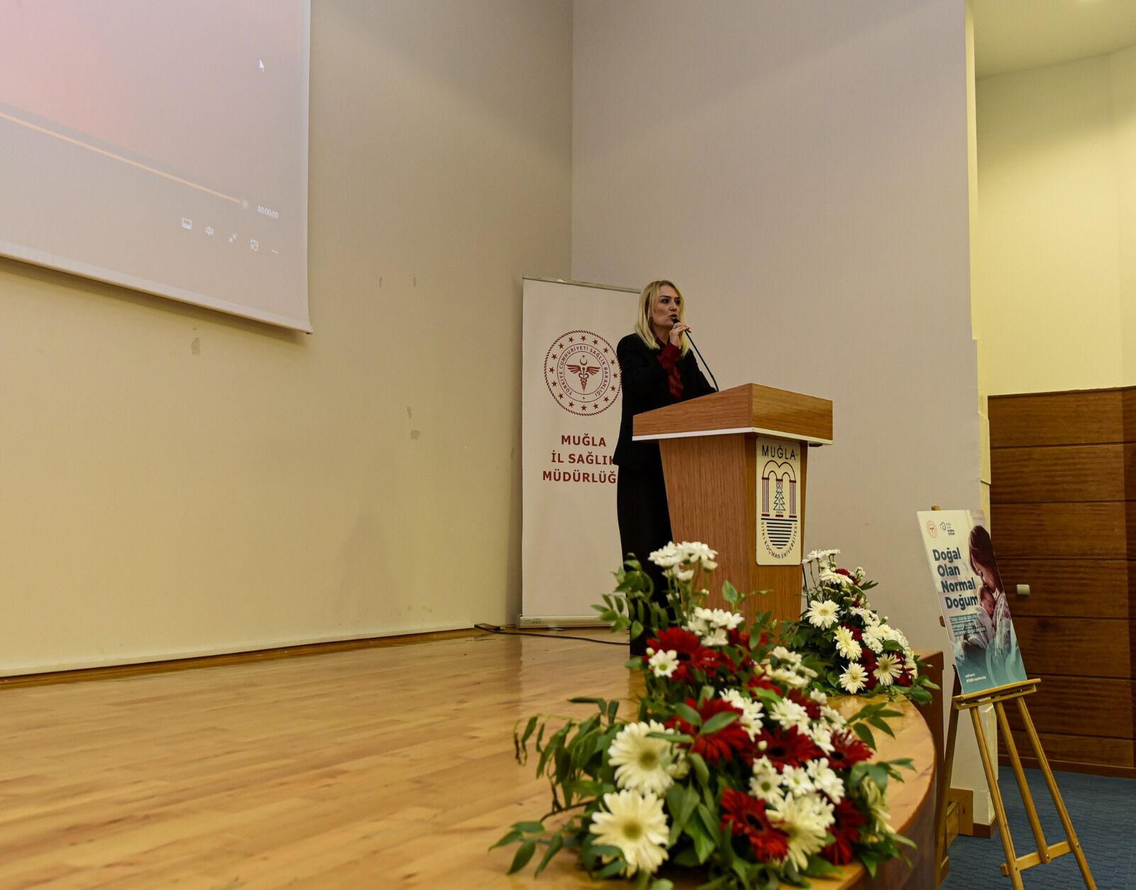 “Doğal Olan Normal Doğum” Sempozyumu Düzenlendi