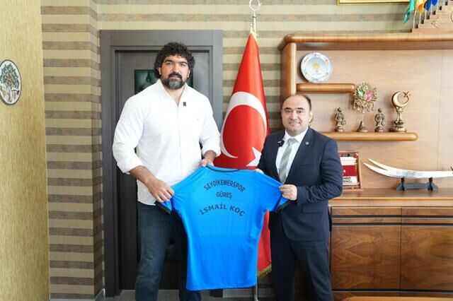 Dualı Çayırların Dev Adamı Seydikemerspor’a Transfer Oldu