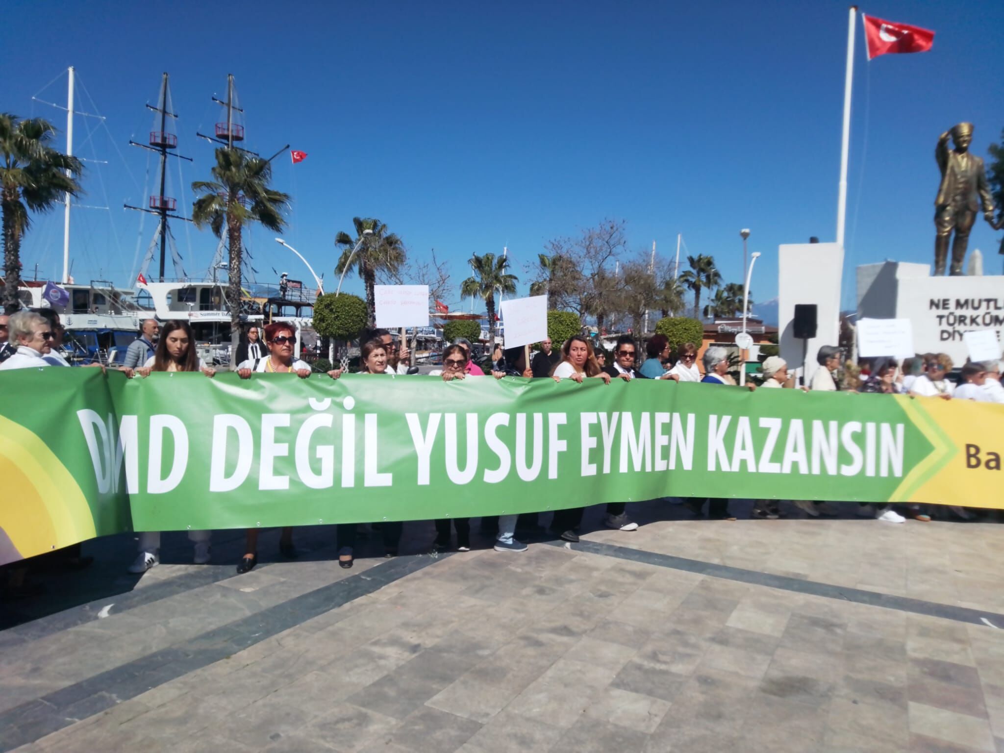 Fethiye’de Dünya Kadınlar Gününde Yusuf Eymen'e Umut Oldular