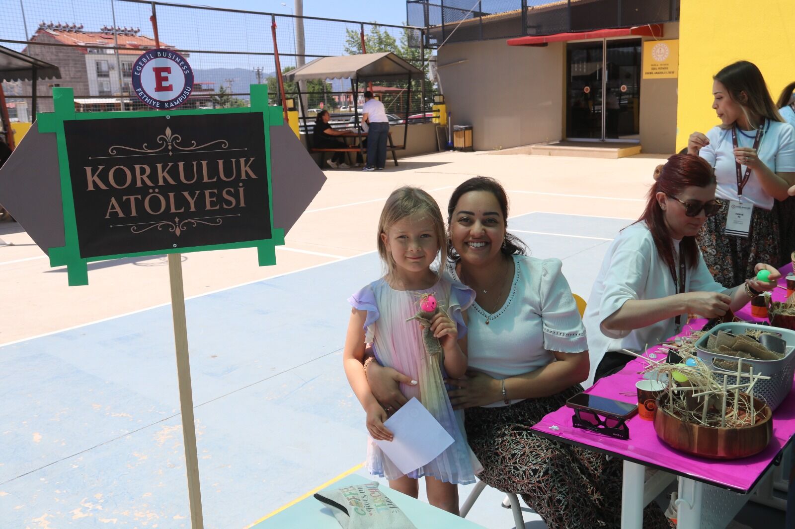 Egebil’de Çocuklar “Toprak Fest”te Köy Yaşamını Deneyimledi