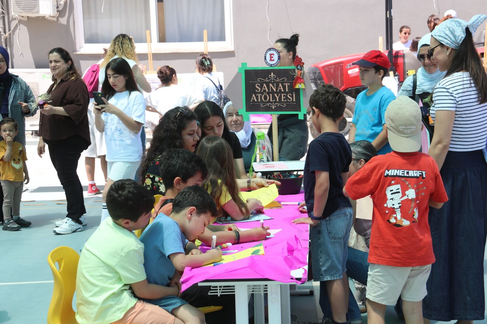 Egebil’de Çocuklar “Toprak Fest”te Köy Yaşamını Deneyimledi