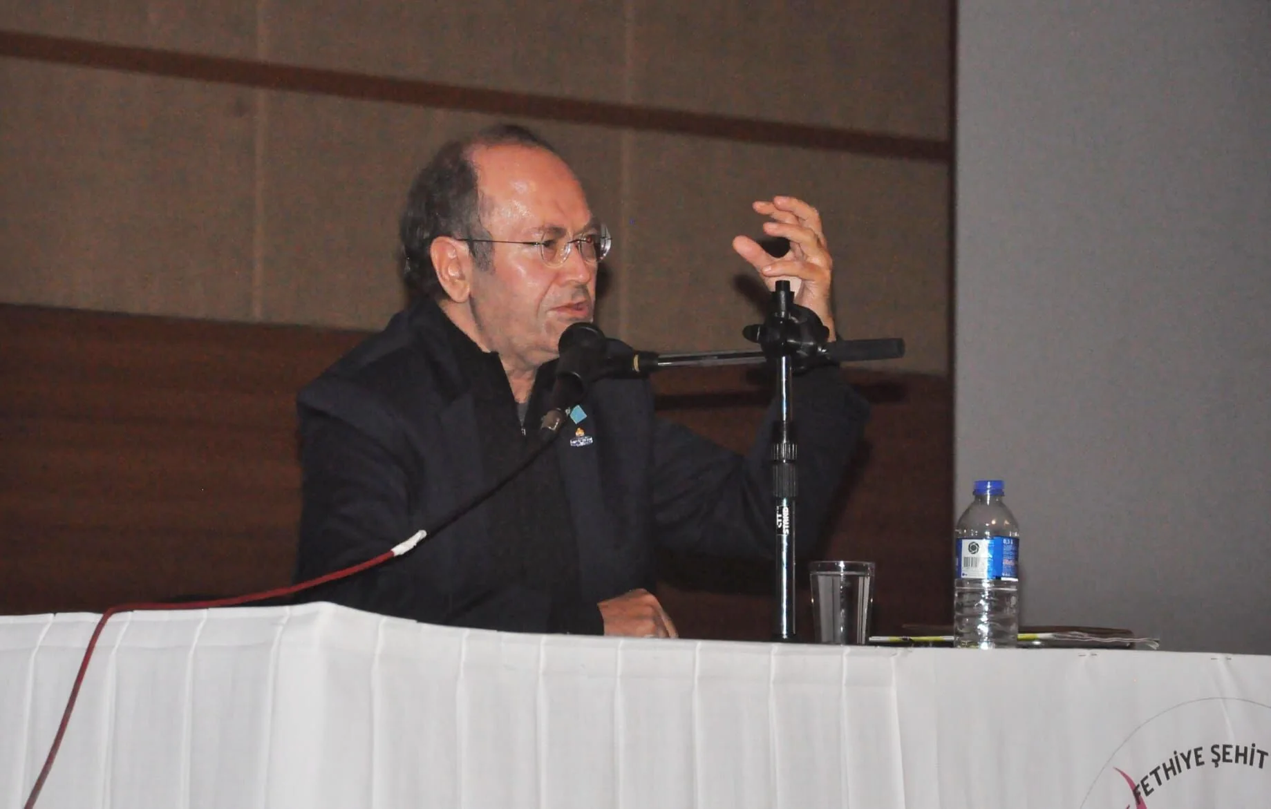 Eğitimci Yazar Yusuf Kaplan, Fethiye'de Konferans Verdi