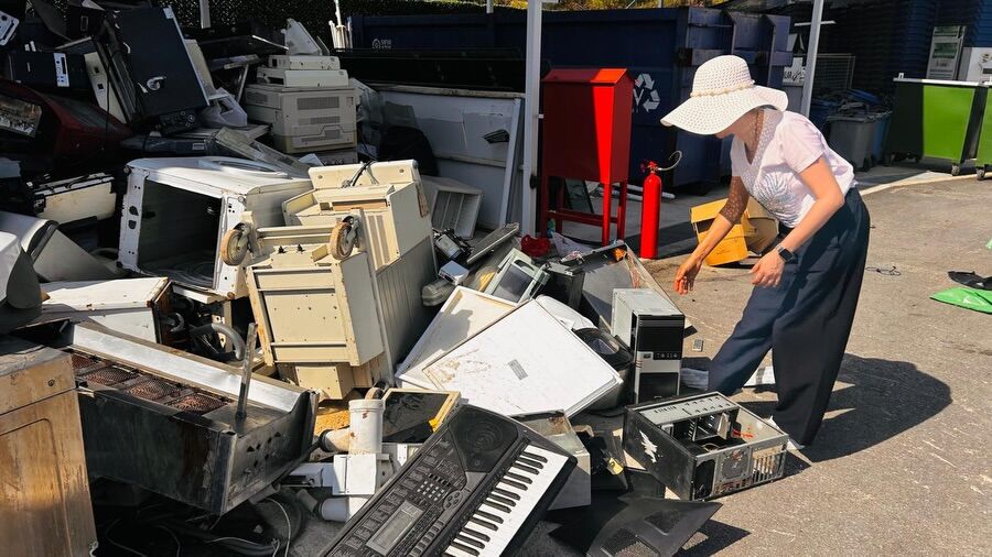 Fethiye Belediyesi'nden Geri Dönüşüme Büyük Katkı: 13,5 Ton Elektronik Atık ve Atık Pil Geri Kazandırıldı