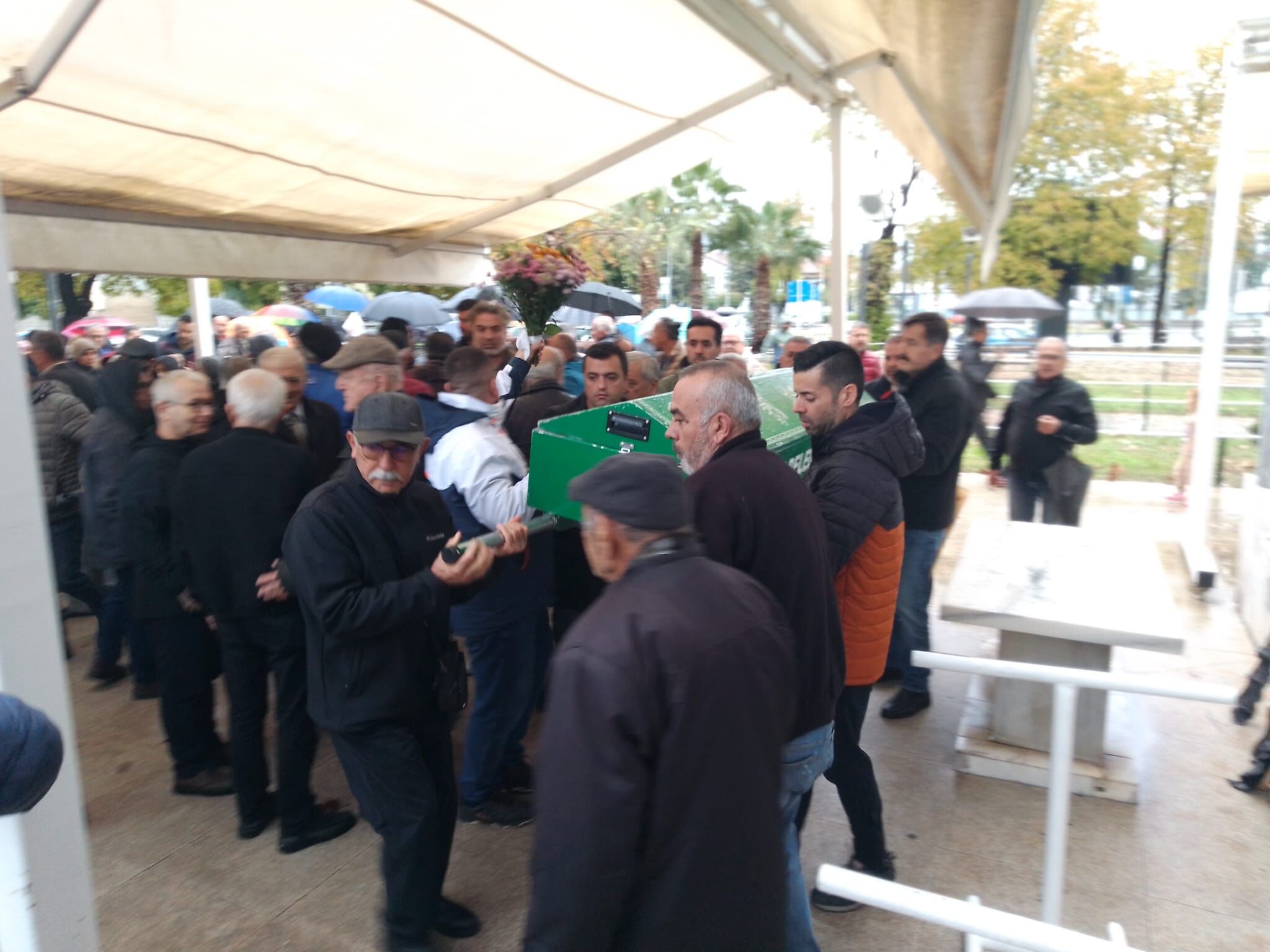 Emekli Öğretmen 80 Yaşında Vefat Etti