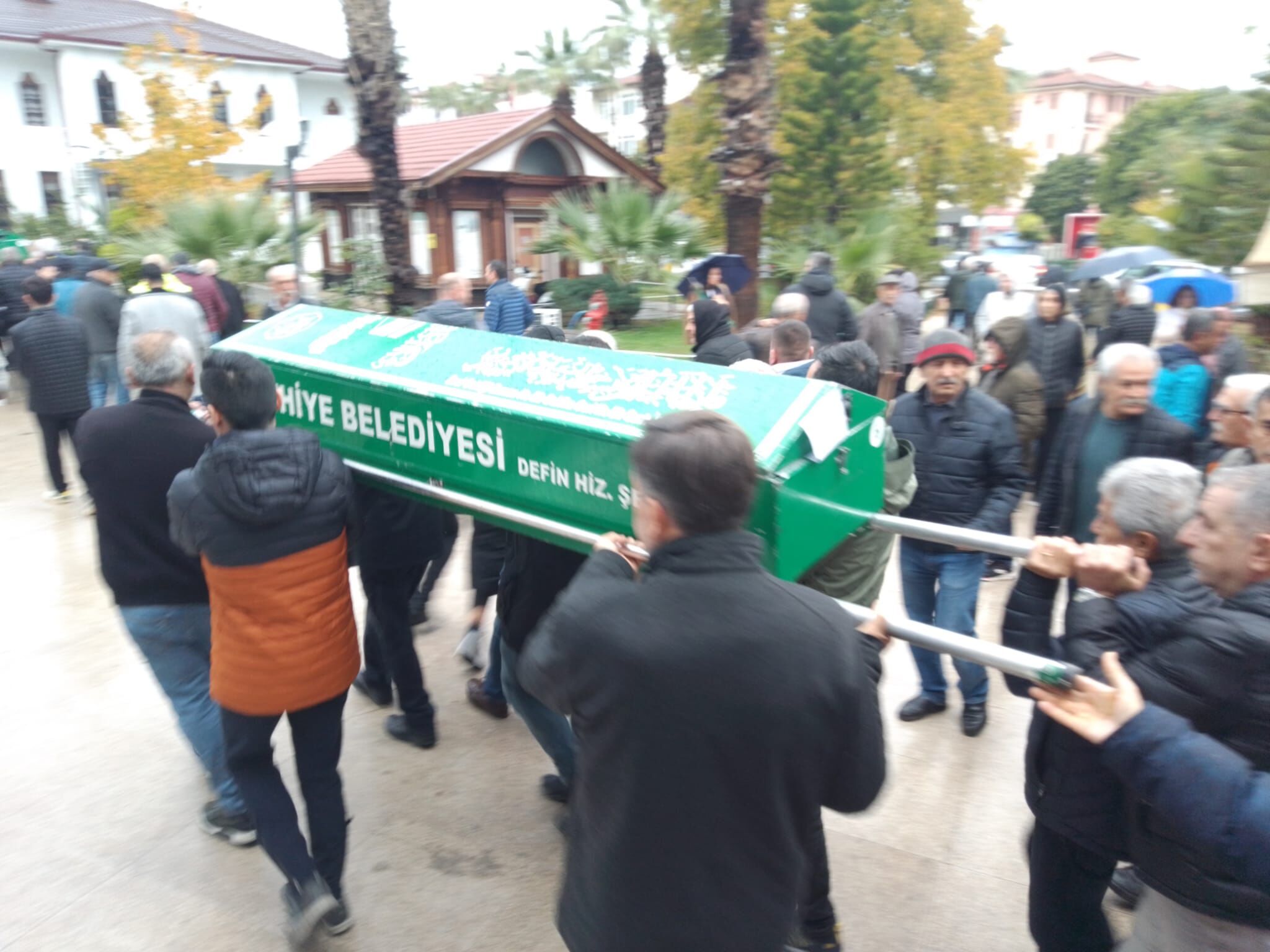 Emekli Öğretmen 80 Yaşında Vefat Etti
