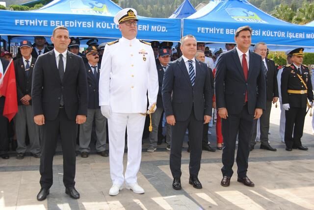 Fethiye’de Cumhuriyet Bayramı Coşkusu Çelenk Töreni İle Başladı