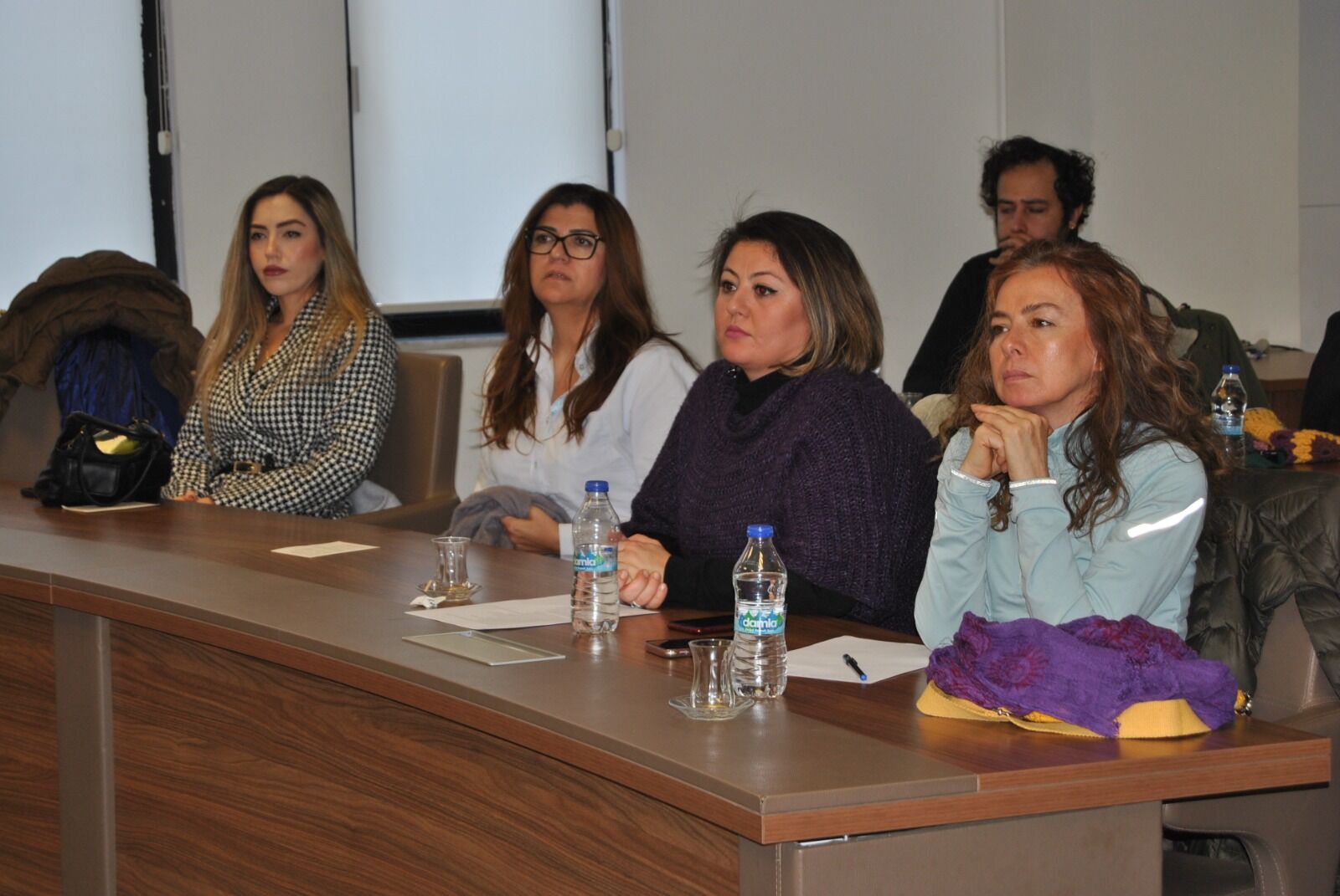 Şiddet İle Karşılaşıldığında Nerelere Başvurulacağı Anlatıldı