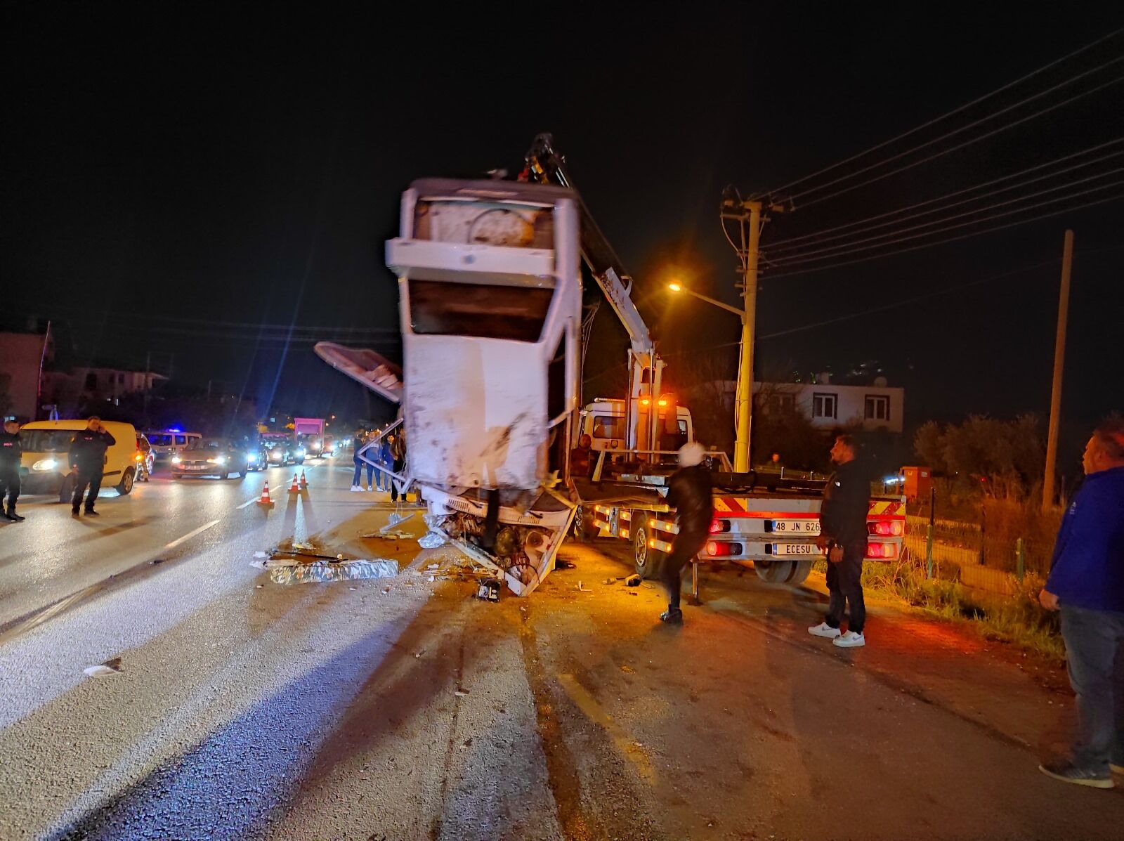 Esenköy Yolu Tehlike Saçmaya Devam Ediyor
