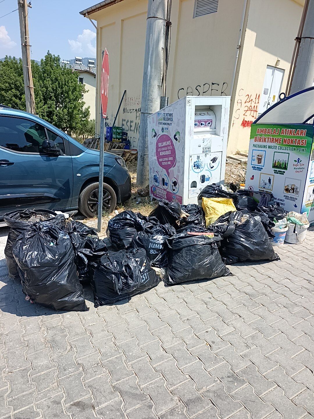 Esenköy’de Vatandaşlardan Örnek Çevre Temizliği