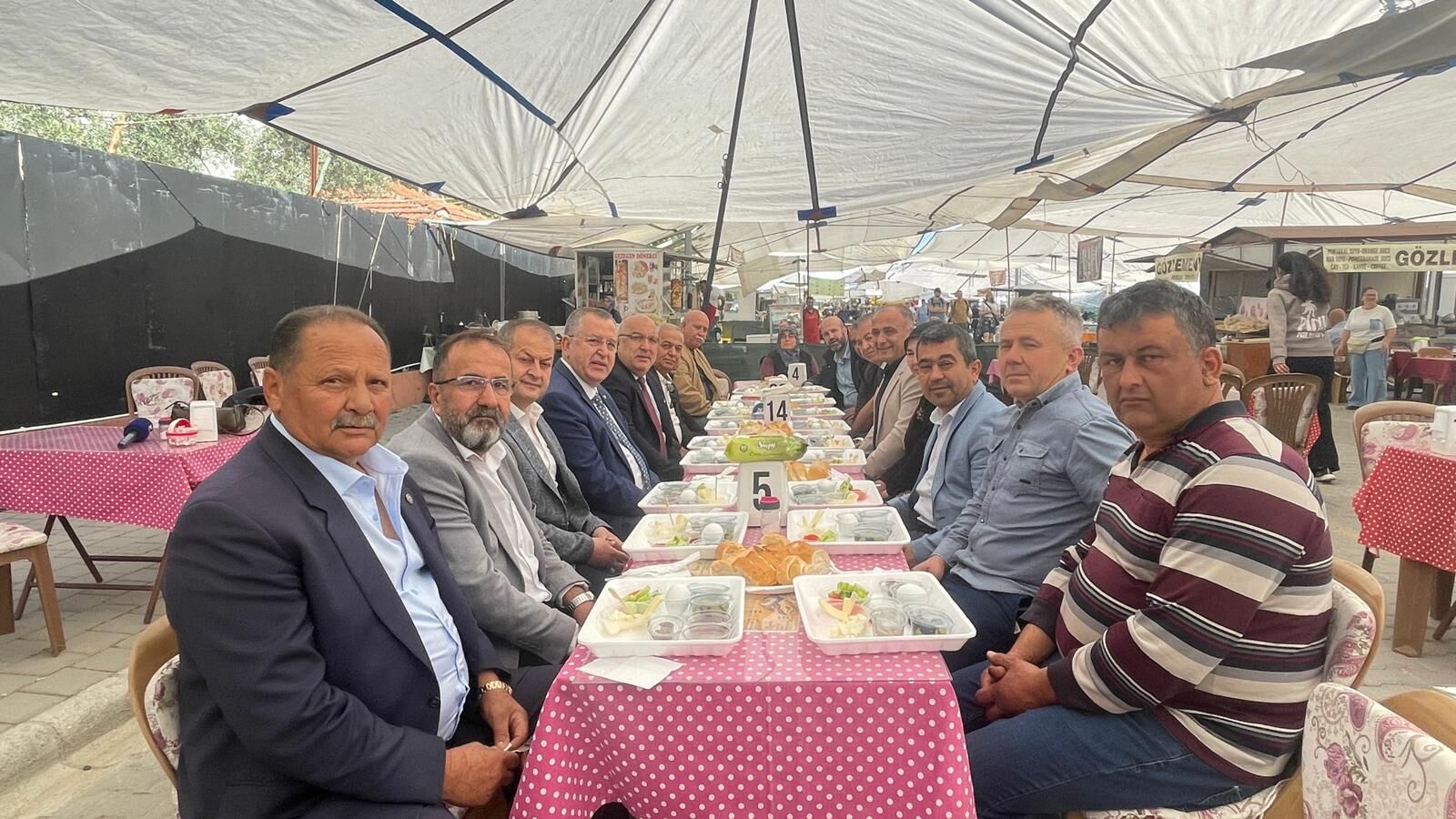Federasyon Başkanı Karaca, Fethiye Salı Pazarı’nda Esnafla Buluştu
