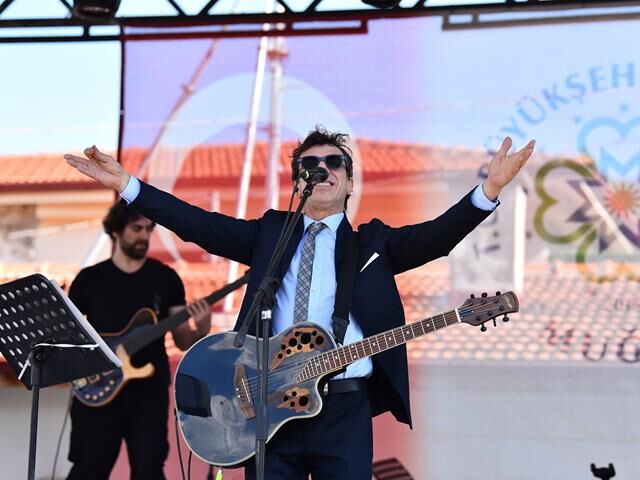 Grup Ayna’dan Muhteşem Performans