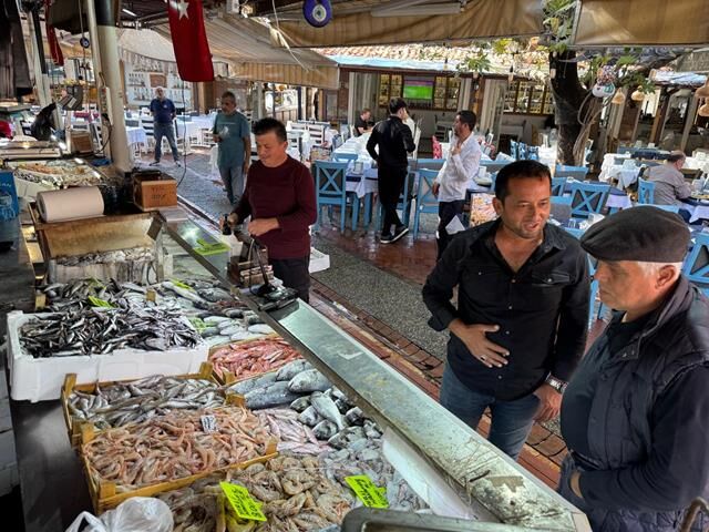 Fethiye Balık Hali’nde Kış Balıkları Tezgahları Doldurdu