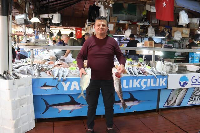 Fethiye Balık Hali’nde Kış Balıkları Tezgahları Doldurdu