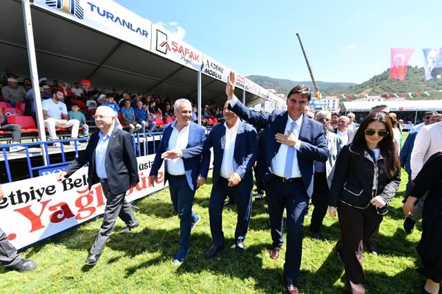 Fethiye Belediyesi 3. Mustafa Kiremitli Yağlı Güreşleri Coşkuyla Başladı