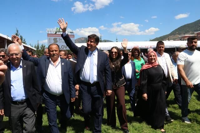Fethiye Belediyesi 3. Mustafa Kiremitli Yağlı Güreşleri Coşkuyla Başladı
