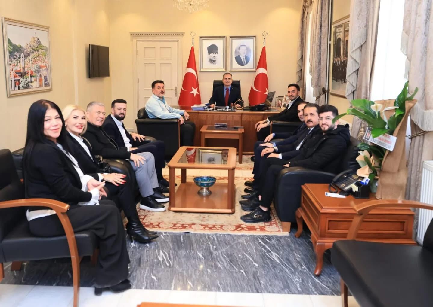 Fethiye Beşiktaş Taraftarlar Derneği’nden Vali Akbıyık’a Ziyaret