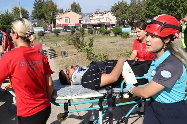Fethiye Devlet Hastanesi’nde Afet Tatbikatı Gerçeğini Aratmadı