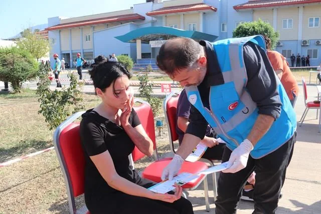 Fethiye Devlet Hastanesi’nde Afet Tatbikatı Gerçeğini Aratmadı