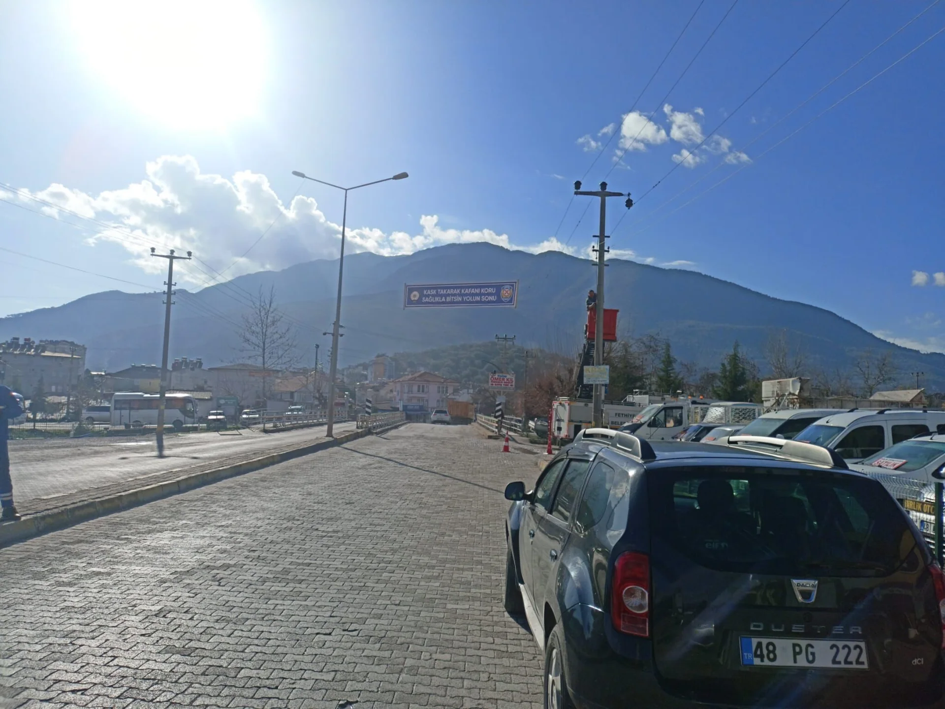 Fethiye Emniyetinden Farkındalık Pankartı