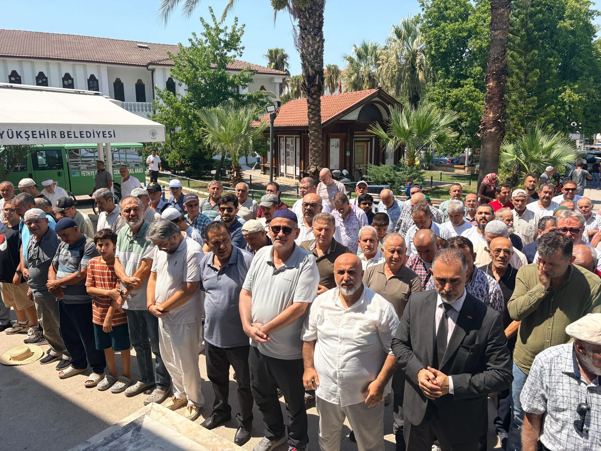 Fethiye Eski Vergi Dairesi Müdürü Mehmet Öztekin Son Yolculuğuna Uğurlandı