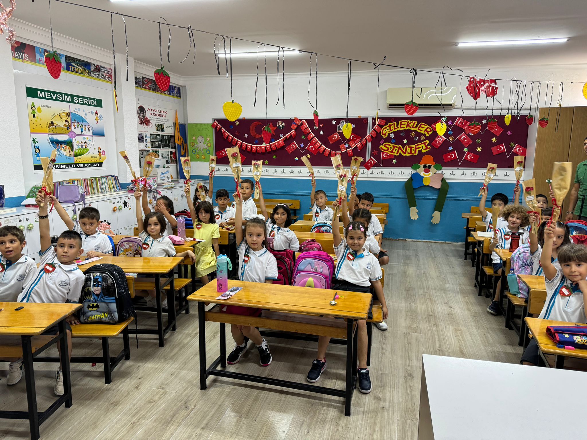 Fethiye Gazi İlkokulu Öğrencilerinden ‘Okulumuza Hoş Geldiniz’ Etkinliği