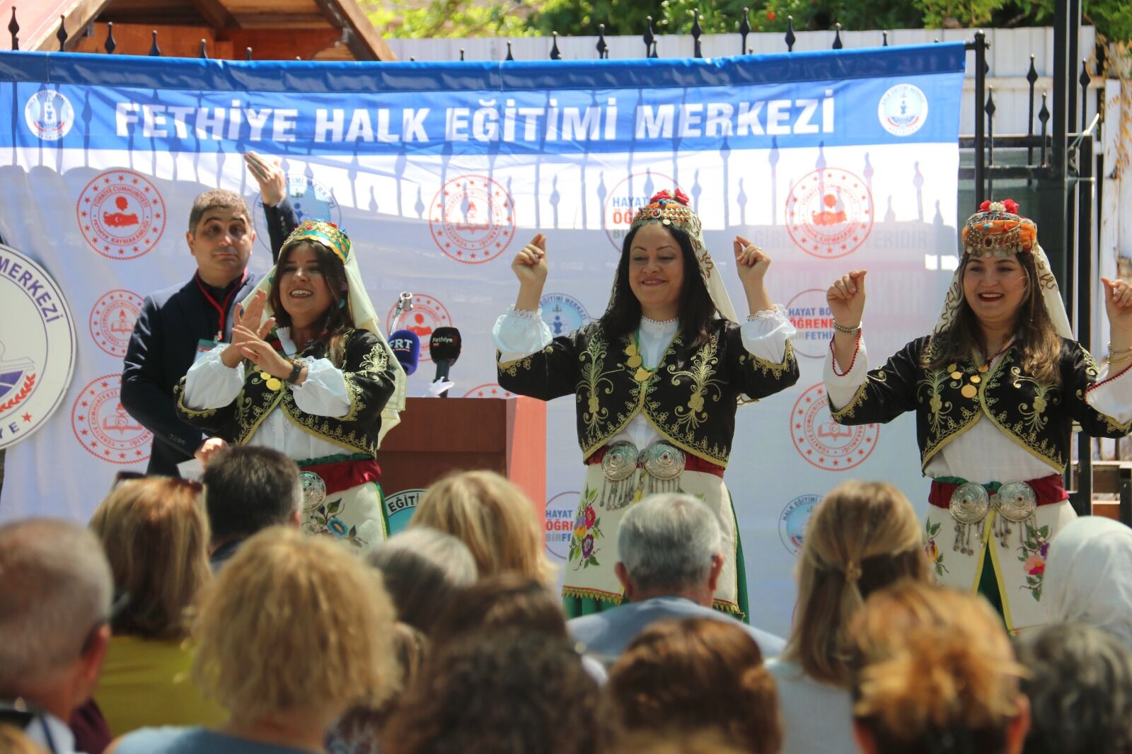 Fethiye Halk Eğitim Merkezi Yıl Sonu Sergisi Büyük İlgi Gördü